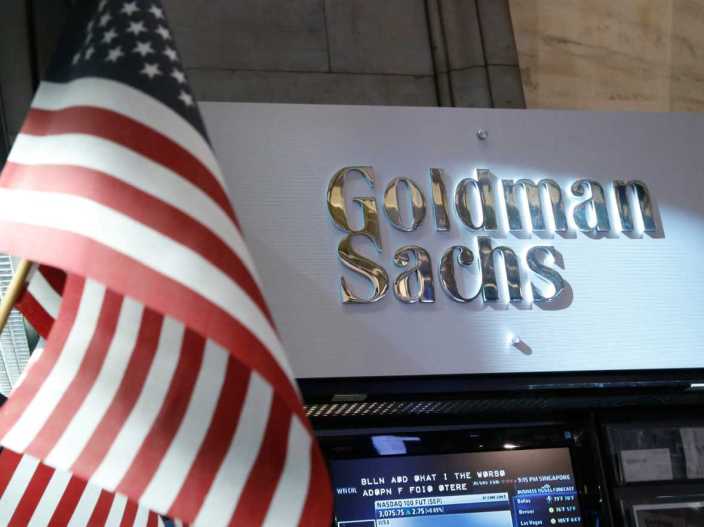 report-goldman-sachs-lost-up-to-100-million-on-bad-trades-today
