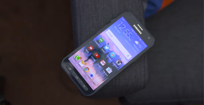 Samsung Galaxy S6 Active Review! - YouTube 2015-07-10 11-33-34
