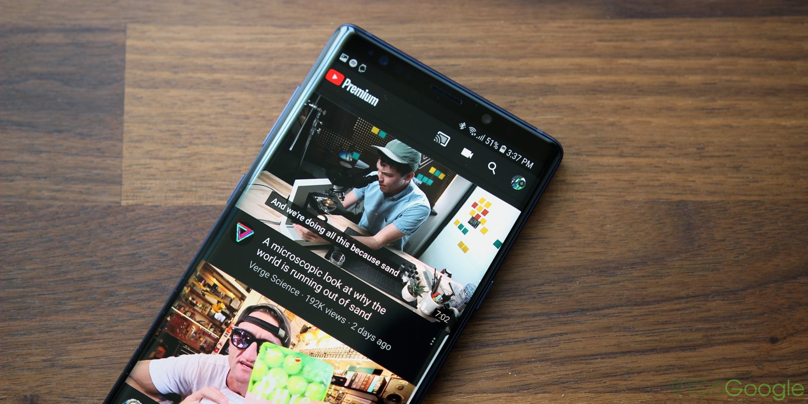 YouTube for Android w/ Dark Mode