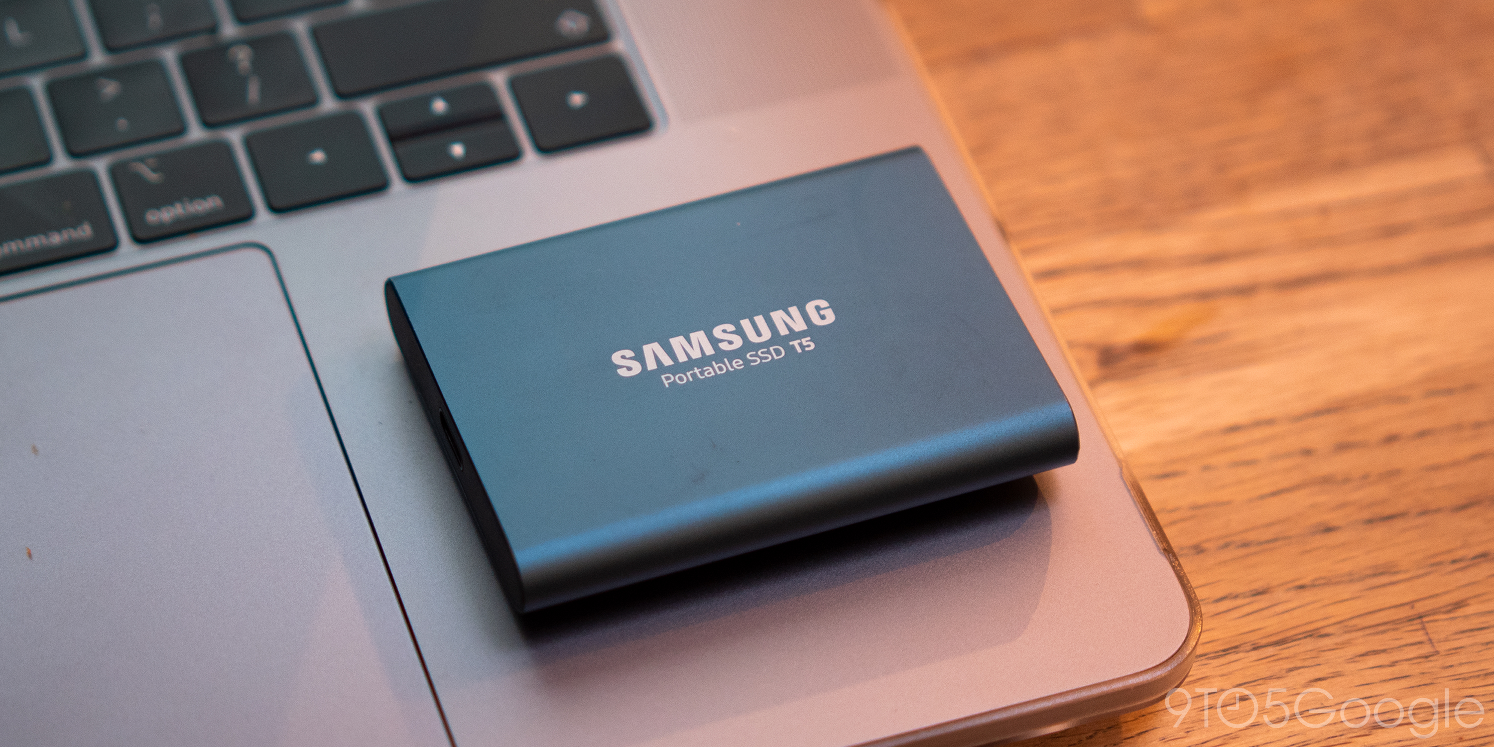Samsung T5 SSD - digital nomad gifts