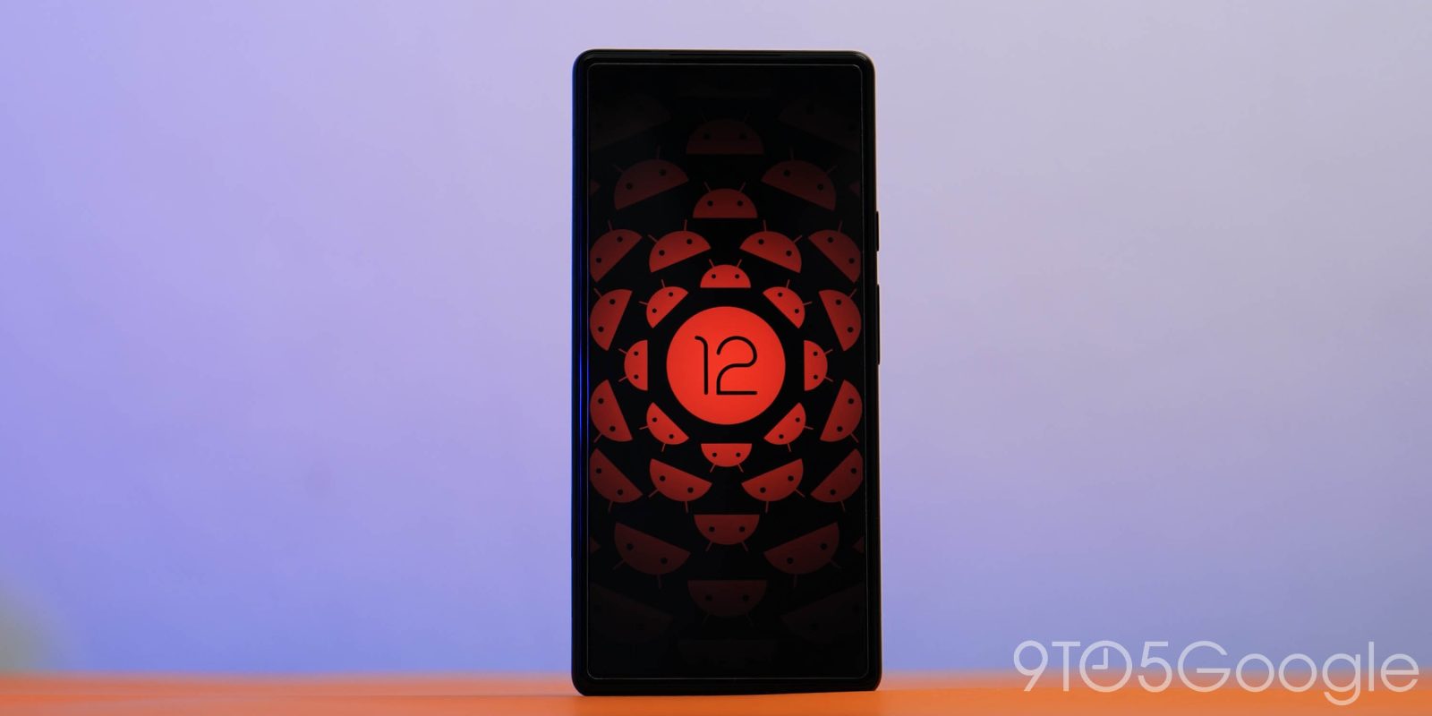 Android 12L logo in red